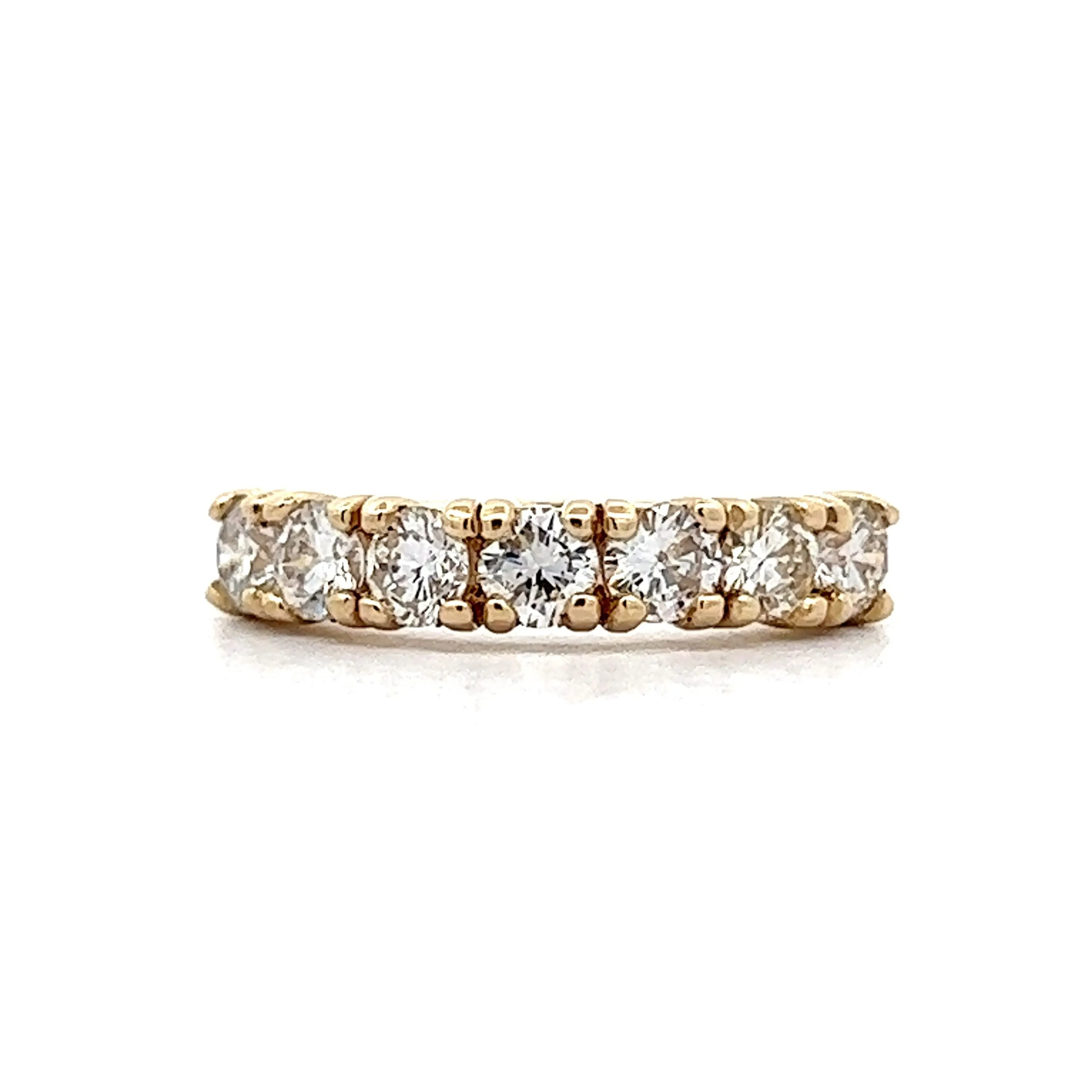 1.05 Round Brilliant Diamond Wedding Band in Yellow Gold